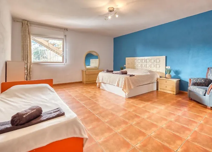 Costacabana - Marysol Villa *