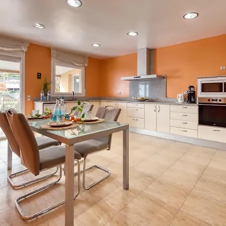 Costacabana - Marysol リョレート・デ・マル